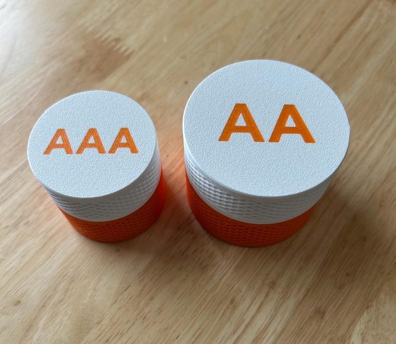 AA and AAA Battery Storage Containers, Capacity of 8 Batteries Each ...