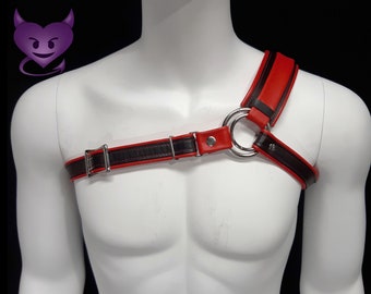 Asymmetric Gunslinger w/Pad by Deviant Leather