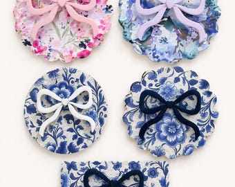 Floral Bow Badge Reel, Cute Nurse Badge Holder, Blue Floral Scalloped Badge Reel, bow badge Girly Work Accessory, Teacher Gift