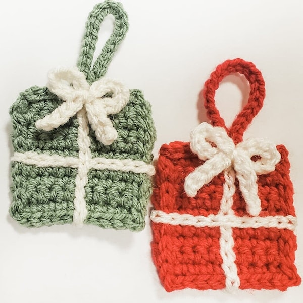 Christmas Present Ornaments / Gift Tags - Crochet Pattern | PDF Printable Instant Download