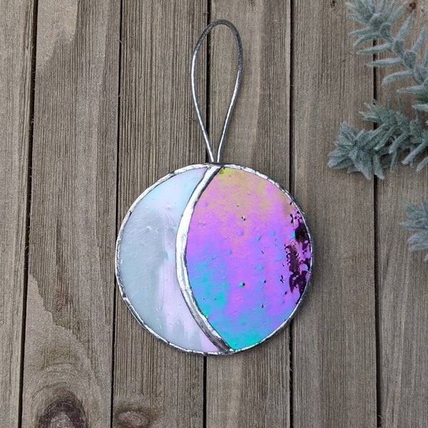 Rose/Jaune/Vert Verre iridescent Waning Crescent Moon Ornament