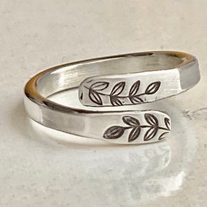 Sterling 925 handmade ring, Adjustable Silver ring band, Floral Stamped Jewelry, Gift for Women