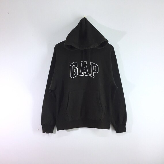 gap black jumper