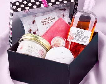 Special Spa Gift Set For Women, Girls, Moms and Her - Bath Bomb, Soap, Candle, Bath Salt, Bubble Bar - All Natural Organic Handmade Bath Set
