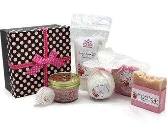 Polka Dot Premium Box Bath Spa Gift Set For Women All Natural & Organic Handmade Basket Candle Bath Bomb Soap Bath Salt Bubble Bar Lip Balm