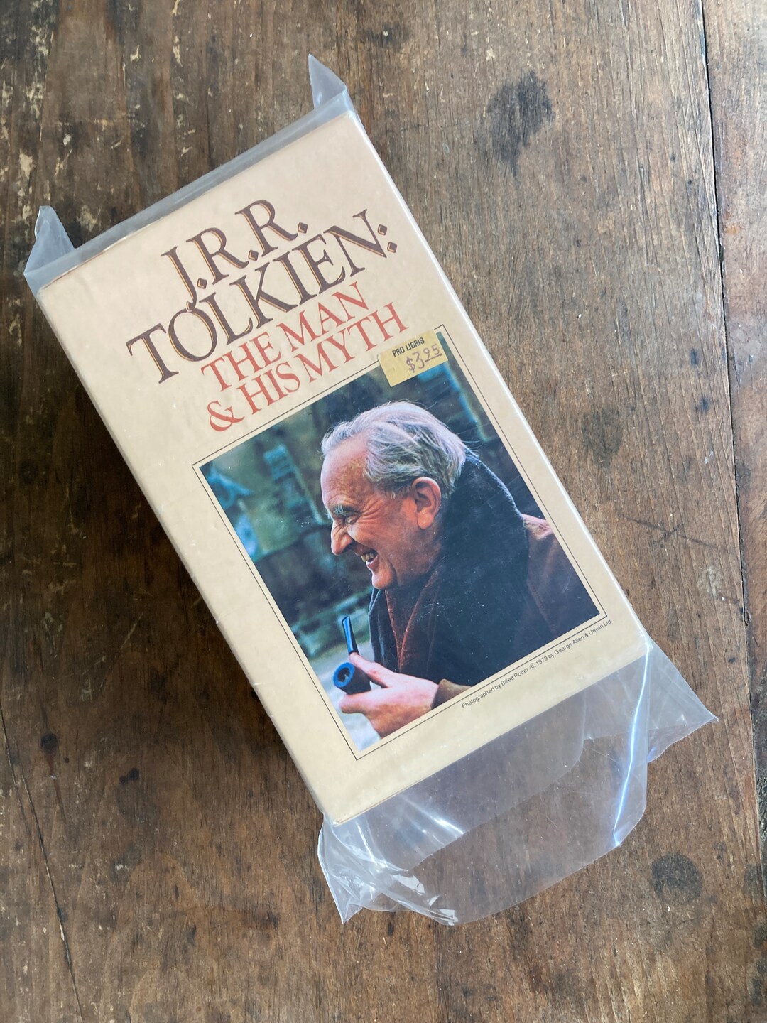 J.R.R. Tolkien Biography Box Set: Master of Middle Earth (1978) - Etsy