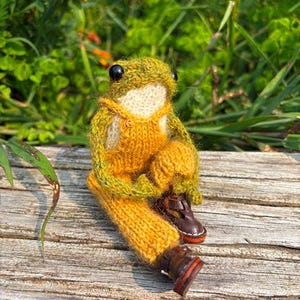 Little Knitted Frog Claire Garland Pattern With Hand Knit Overalls and Leather Like Shoes Handmade Frog Doll As Seen On Tiktok