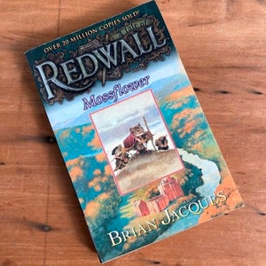 Mossflower by Brian Jacques Redwall Book 2 Fantasy Fiction Young Adult OVERSIZED Volume