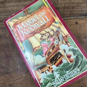 Mariel of Redwall: Brian Jacques Action Adventure Mystery Paperback