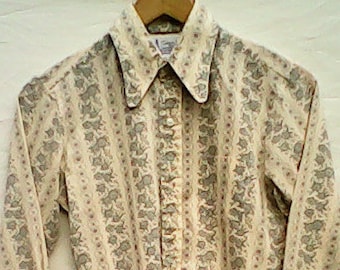 Timex Beagle Collar Shirt.