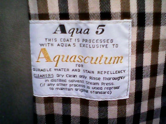Aquascutum Raincoat. - image 9