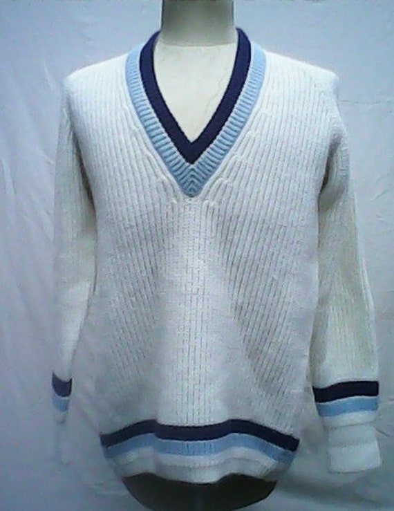fred perry light blue jumper
