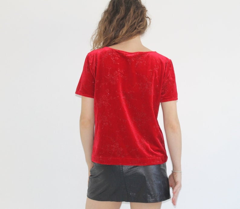 90s Red Velvet Pullover Top Womens Medium Gothic Stretchy Floral Velvet Blouse Short Sleeve Flower Metallic Floral Tank Grunge Blouse Medium
