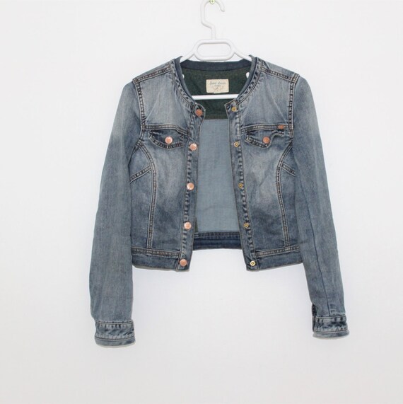 short cropped denim jacket