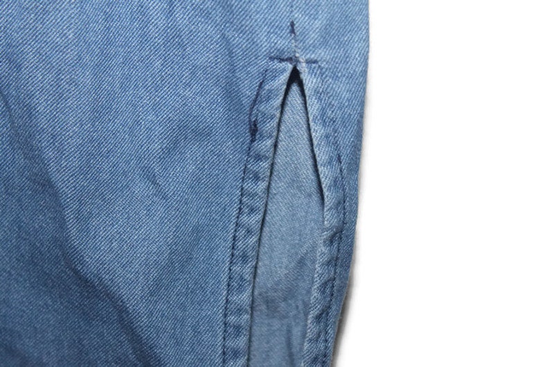 Vintage 90s Denim Shirt Oversize Jean Shirt Womens M L Shirt Top Mens S Denim Button Up Embroidered Short Sleeve Top Alpine Shirt L Medium