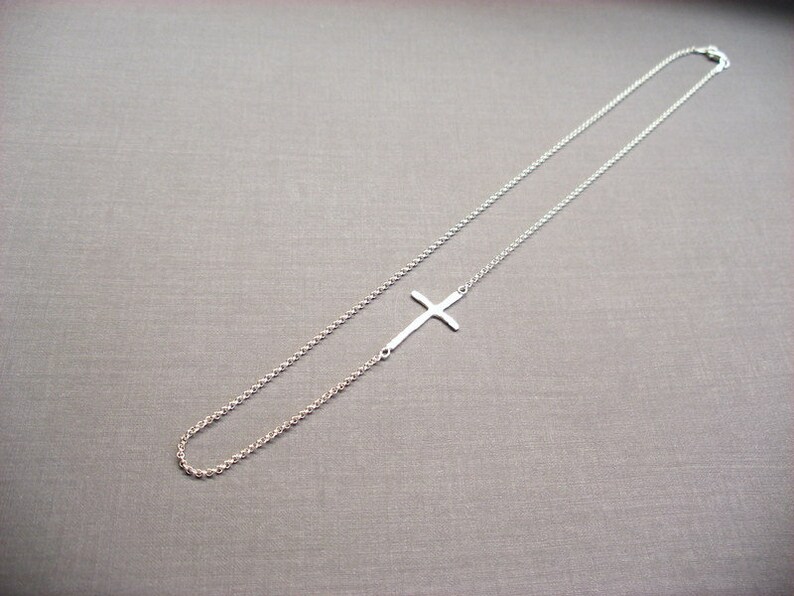 Cross chain hammered side 925 silver image 3