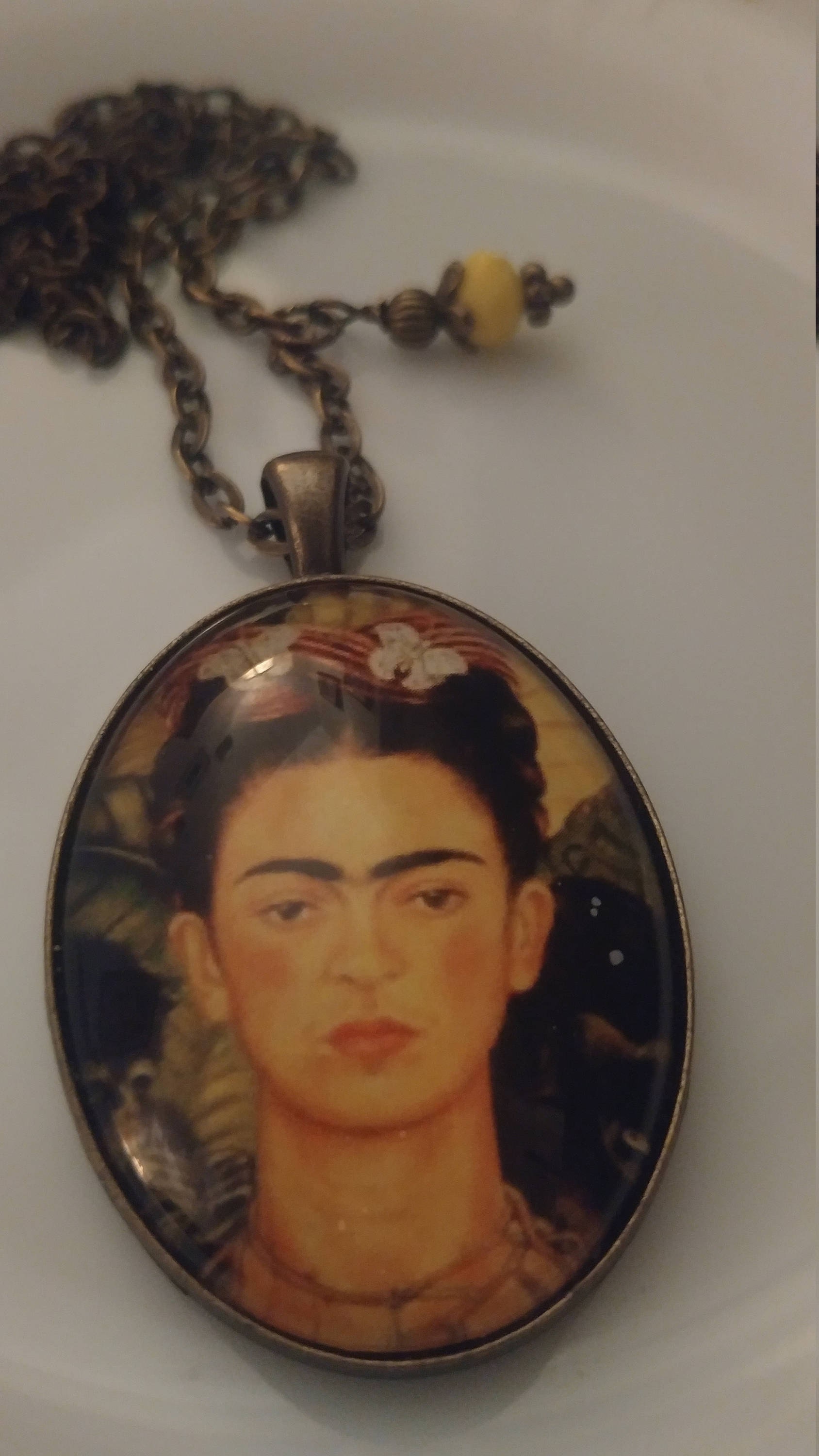Frida Kahlo jewelry. Frida Kahlo. Frida Kahlo portrait glass pendant ...