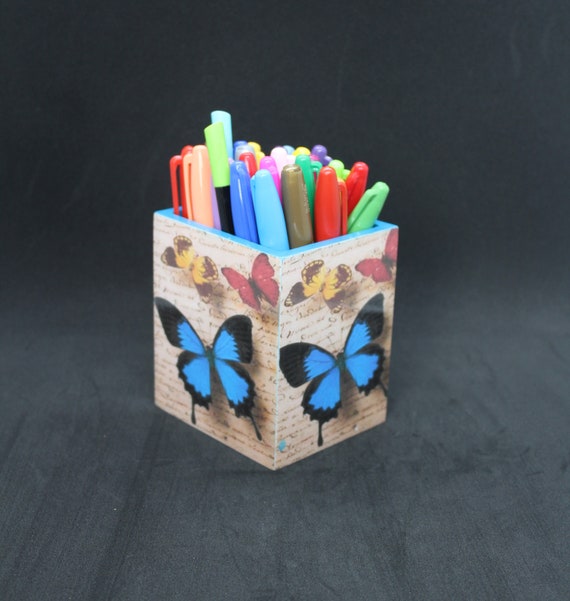 Decopaged wooden pen and card holder