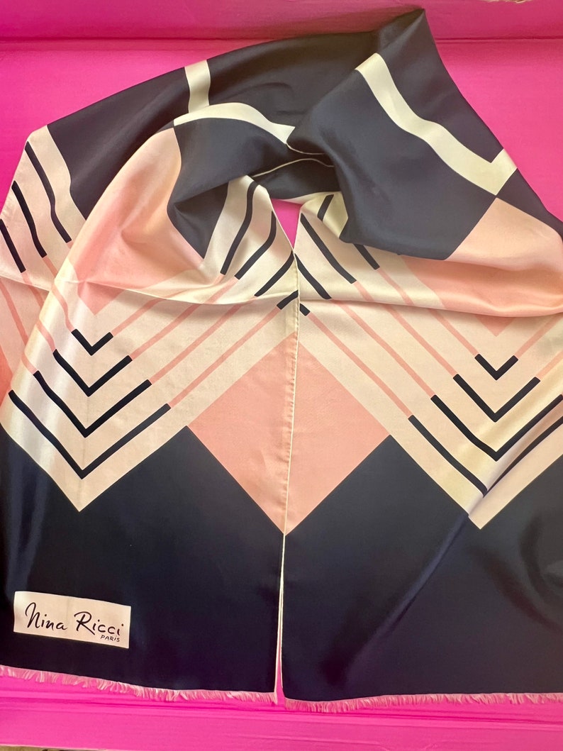 Редкий длинный шарф Nina Ricci 167 см 100% шелк Винтаж сделанный во Франции image 4