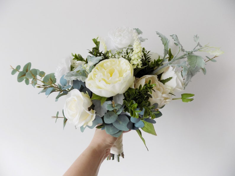 Boho bridal bouquet woodland bouquet artificial silk flowers eucalyptus off white ivory cream rustic wedding cascaade cascading bouquet
