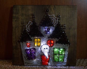 Halloween Haunted House Light Up String Art, fall decor, Halloween gifts, autumn wall art
