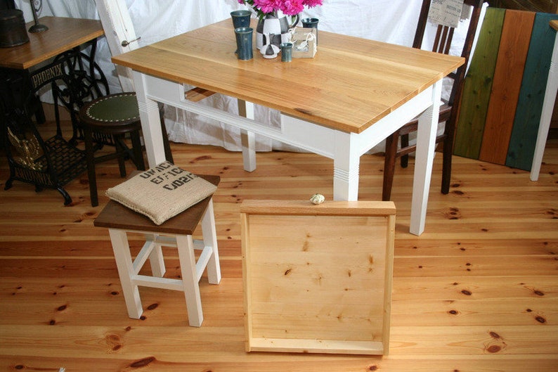 Küchentisch Mücke aus Eiche im Landhausstil mit | Etsy