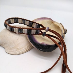 Cree Mohican Genuine Quahog Wampum Tube Bead Bracelet on Elk Lacing w Wampum Closures 7 ~ Native American Regalia ~ Mohawk Wampanoag