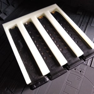 GLOCK 9mm Magazine Holder