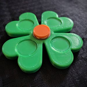 BlarneySpin - Shamrock - 4 Leaf Clover - Fidget Spinner - LARGE - Custom Color - Focus Enhancer Stress Reducer Spinning Toy