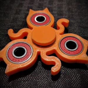 CATSPIN Fidget Spinner - Custom Color - Focus Enhancer Stress Reducer Spinning Toy - Kitty Cat - Cat