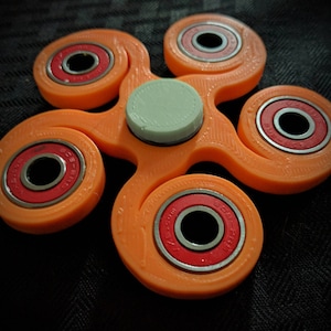McThulhu Fidget Spinner - Custom Color - Focus Enhancer Stress Reducer Spinning Toy - Cthulhu, Octopus, Squid