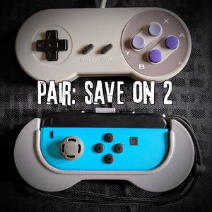 PAR de agarres para el control Joy-Con estilo SNES para Nintendo Switch: solución para el control diminuto - Joy-Con