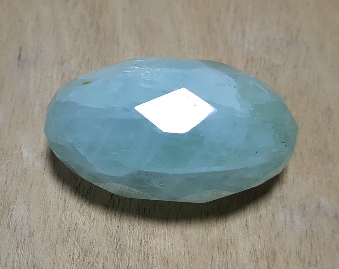 139 Grams Sky Blue Aquamarine Facet Fore Head Massage