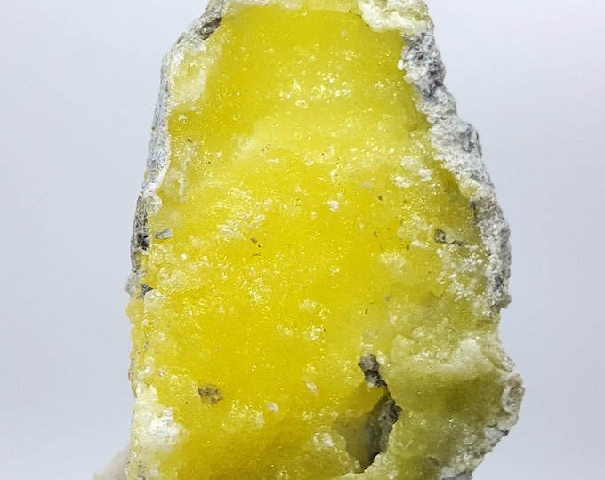 Wow Beautiful Yellow Color Attractive Brucite Specimen 275 Carats #Brucite