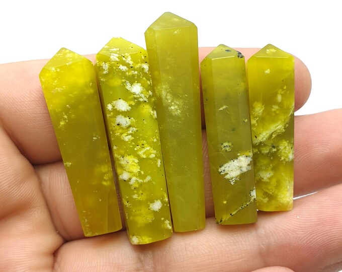 Green Color Beautiful Idocrase Points,Crystals 13 Pcs
