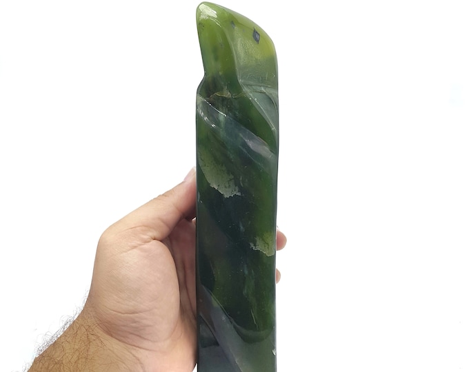 Best Quality Green Color Jade Free Form, Jade Free Form Crystal, Green Jade, Jade Stone, Jade , Jade Free Form, Jade Display 865 Grams