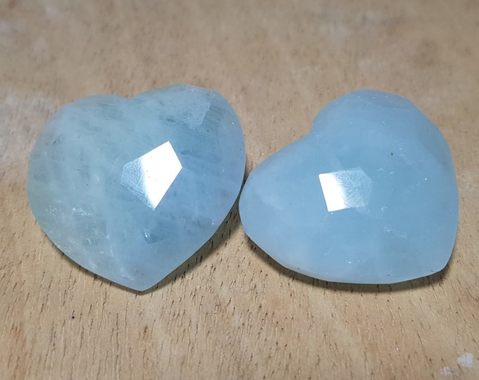 68 Grams Beautiful Sky Blue Aquamarine Facet Hearts 2 Pieces