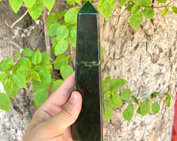 Green Nephrite Jade Tower, Nephrite Jade, Green Jade Tower, Nephrite Jade Obelisk, Nephrite Obelisk, Nephrite, Green Nephrite 700g