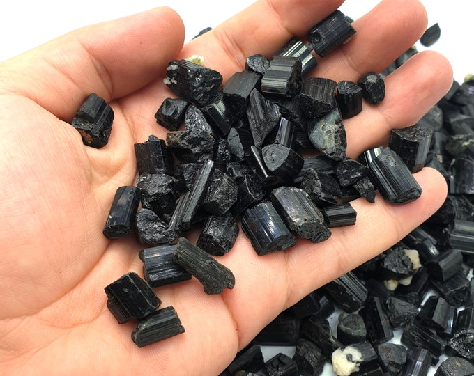 850 Grams Beautiful Lustrous Black Tourmaline Crystals