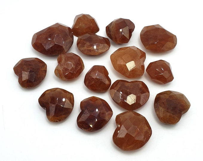 Red Color Spessartine Garnet Facet Hearts 1000 Carats