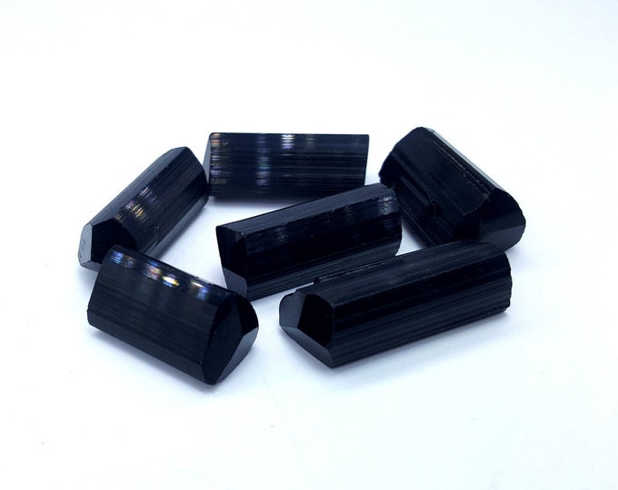 Natural Luster Black Tourmaline Termenated 6 Crystals 67 Grams
