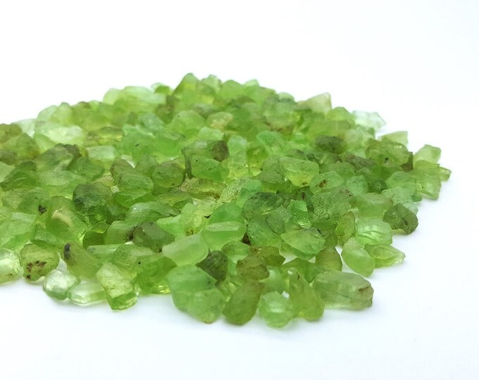 Beautiful 80 Grams Beautiful Green Color Peridot Natural Raw @Afghanistan
