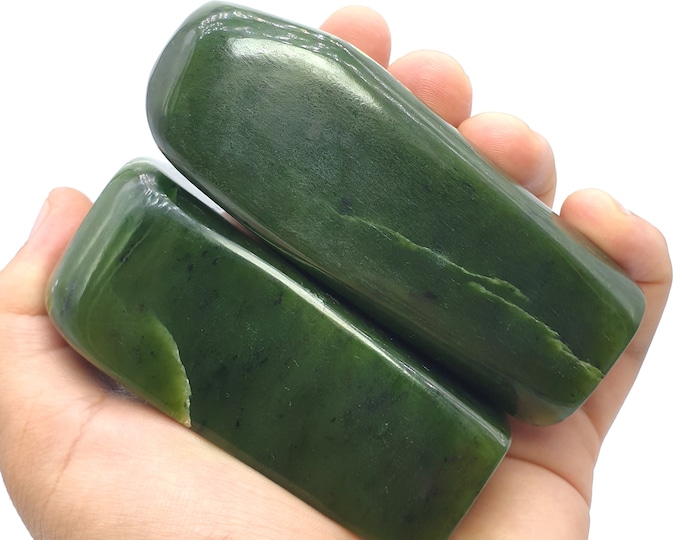 666 Grams Green Color Nephrite Jade Free Forms Tumbles