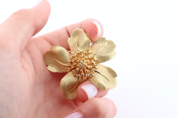 Rare Authentic Tiffany and Co Gold Flower Brooch … - image 1