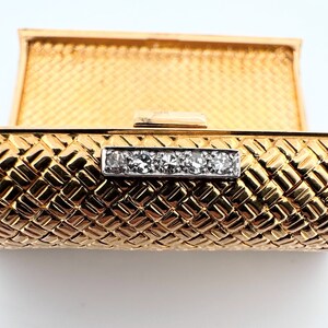 Van Cleef & Arpels NY 18K Yellow Gold and White Diamond Case Compact Gold Makeup Box image 6