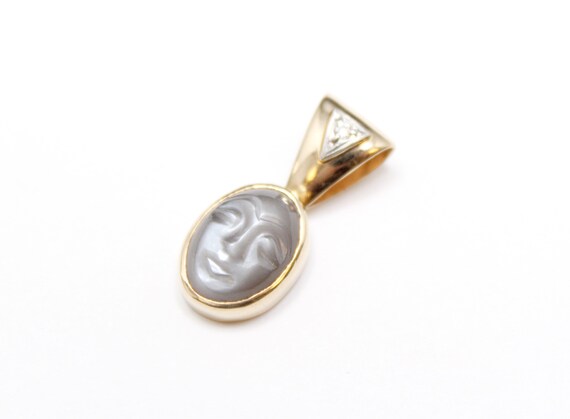 14k Yellow Gold Carved Moonstone and Diamond Penda