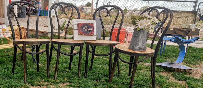 Vintage Early 1900s from Romania Thonet Bentwood A16 candy Cane heart dining chairs bistro chairs Cafe chairs set of 4 bended wood seating