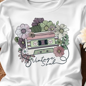 T Shirt Vintage Soul for Women Unisex T-Shirt Retro T-Shirt for Mom Gift for Her Tee Flowers Tshirt Floral Shirt