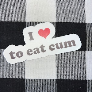 Ik hou van eten c*m grappig vulgair volwassen humor beledigend grap prank gag cadeau waterdichte fles water laptop autoruit bumper veiligheidshelm