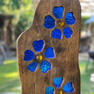 Forget me not garden sculptures, stained glass, reclaimed wood, garden sculpture, retirement gift, birthday present, anniversary, memorial